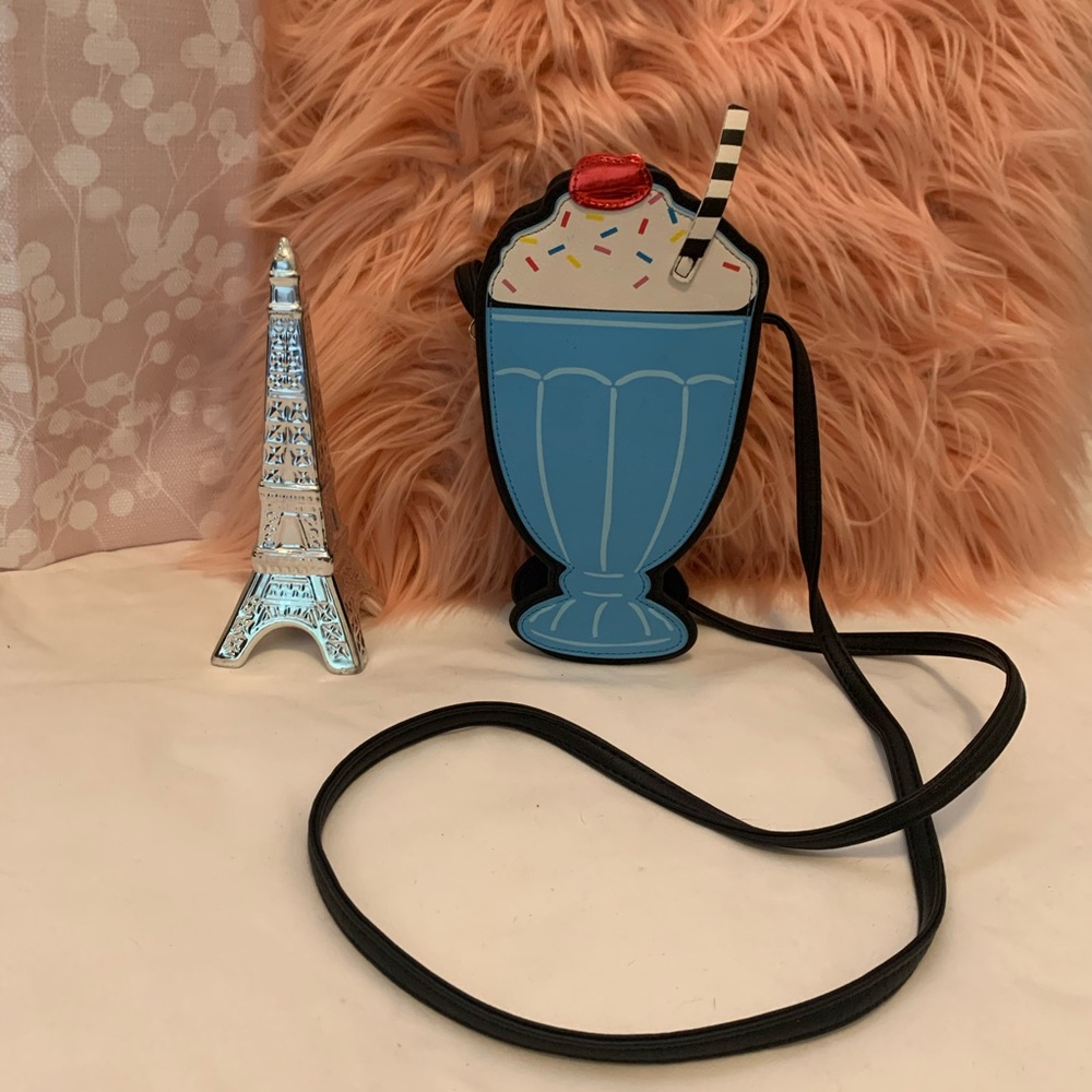 NWOT Sundae Purse